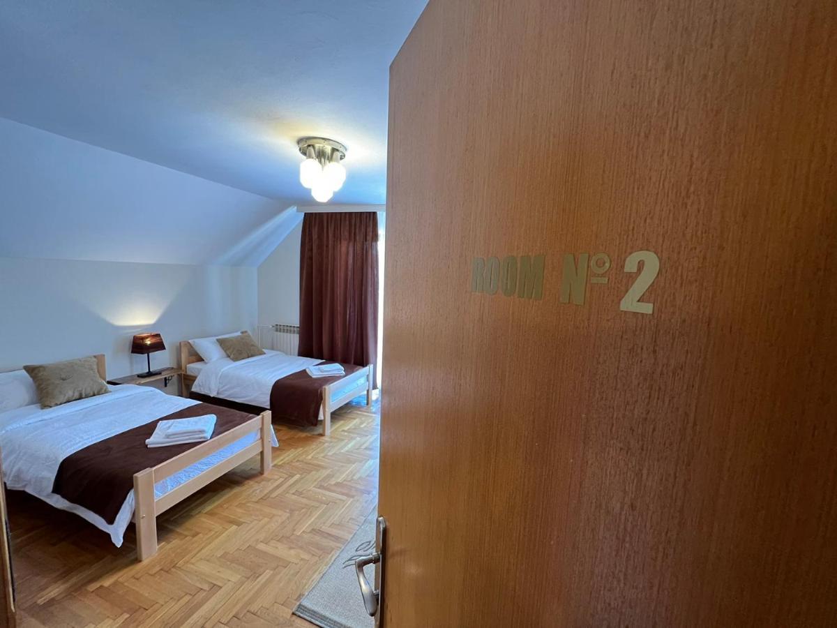 Interinn Luxury Villa Paraćin المظهر الخارجي الصورة
